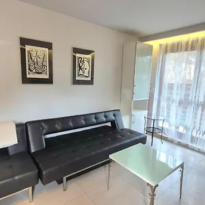 Z Ogrodem Apartament